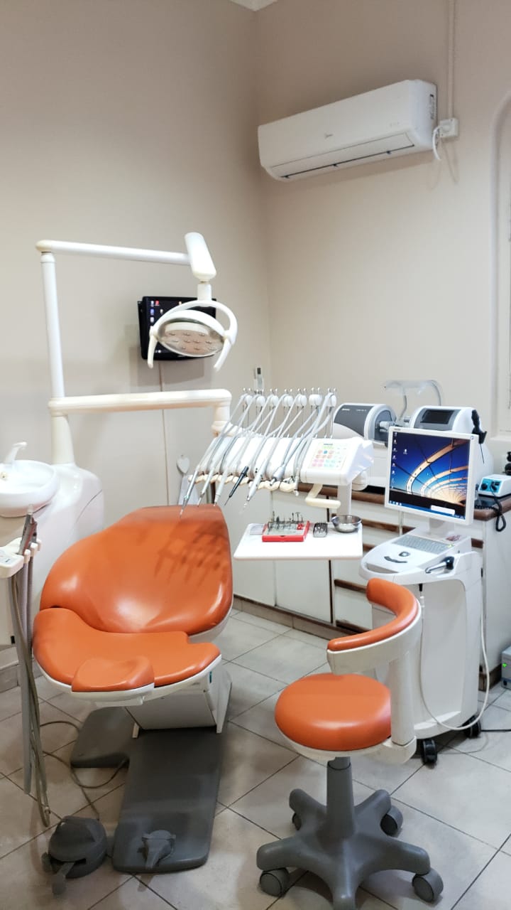 Dra. M. del Carmen Renzulli - Consultorios Odontológicos Santa Fe