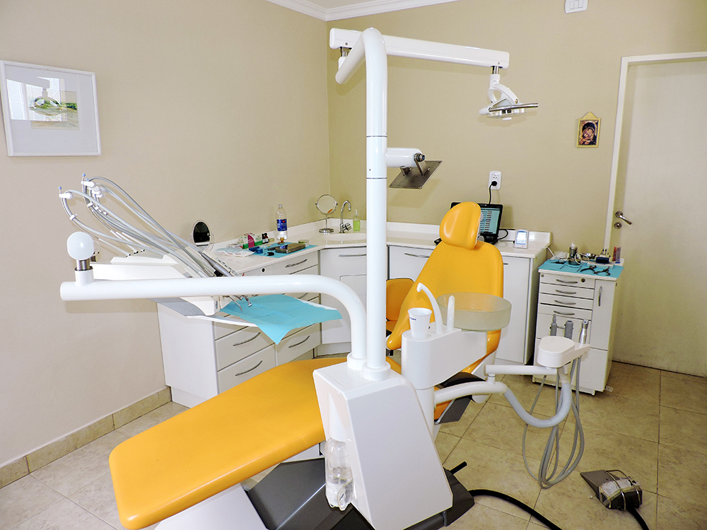 Dra. M. del Carmen Renzulli - Consultorios Odontológicos San Justo