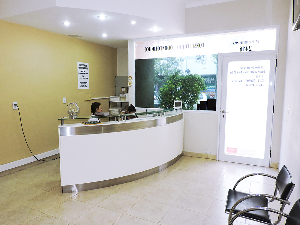 Dra. M. del Carmen Renzulli - Consultorios Odontológicos San Justo