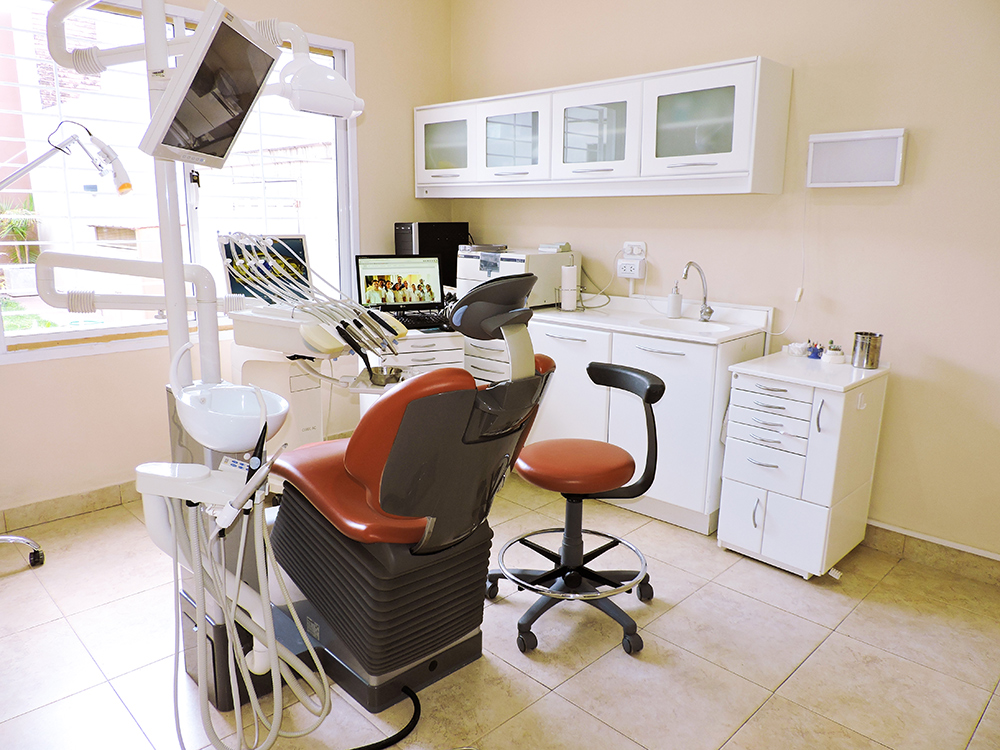 Dra. M. del Carmen Renzulli - Consultorios Odontológicos San Justo